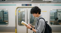 A voxel Tokyo in real Japan time – ride the Yamanote line and study Japanese
